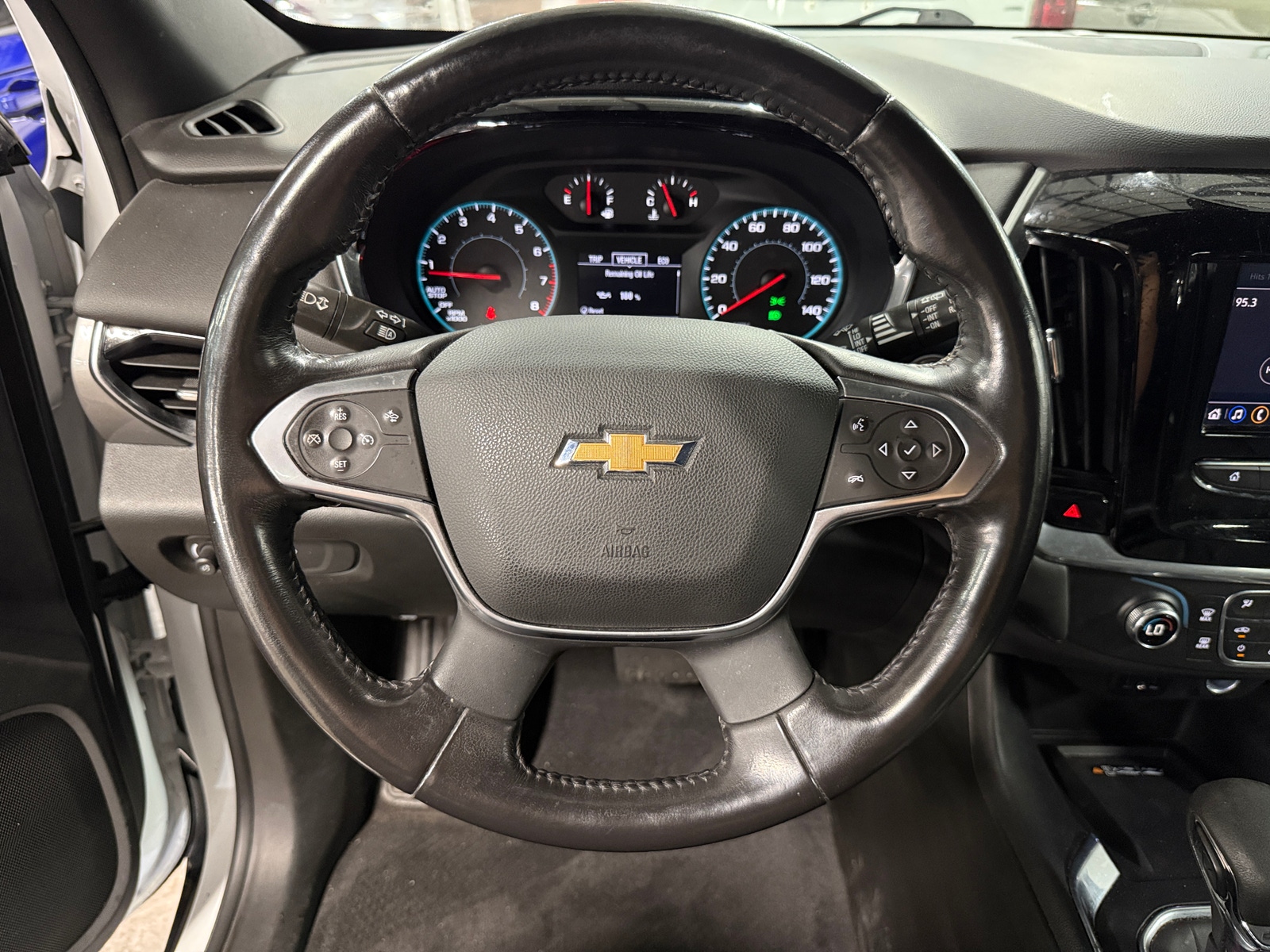 Thumbnail: 2022 Chevrolet Traverse - 5