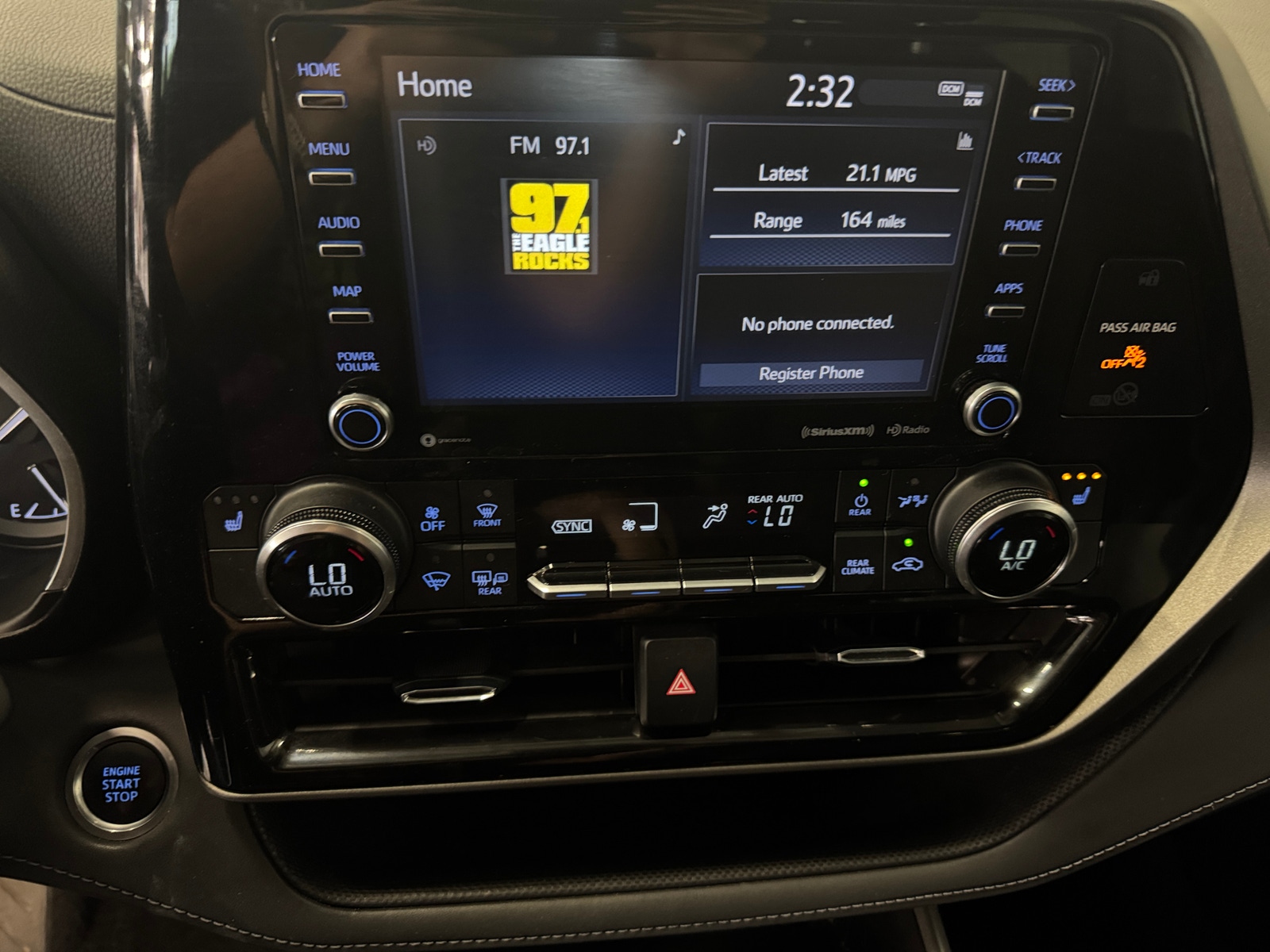 Thumbnail: 2021 Toyota Highlander - 3
