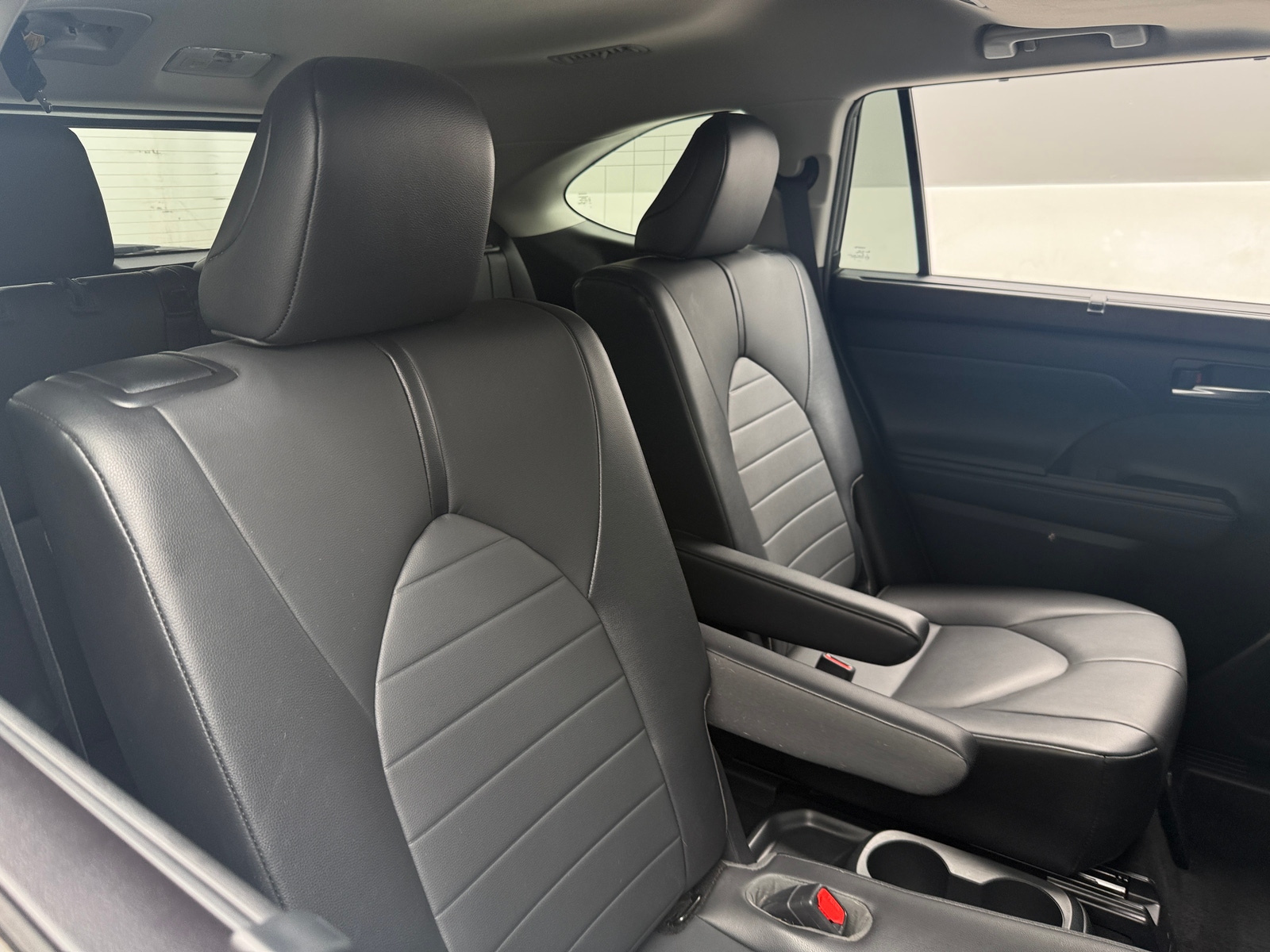 Thumbnail: 2020 Toyota Highlander - 5
