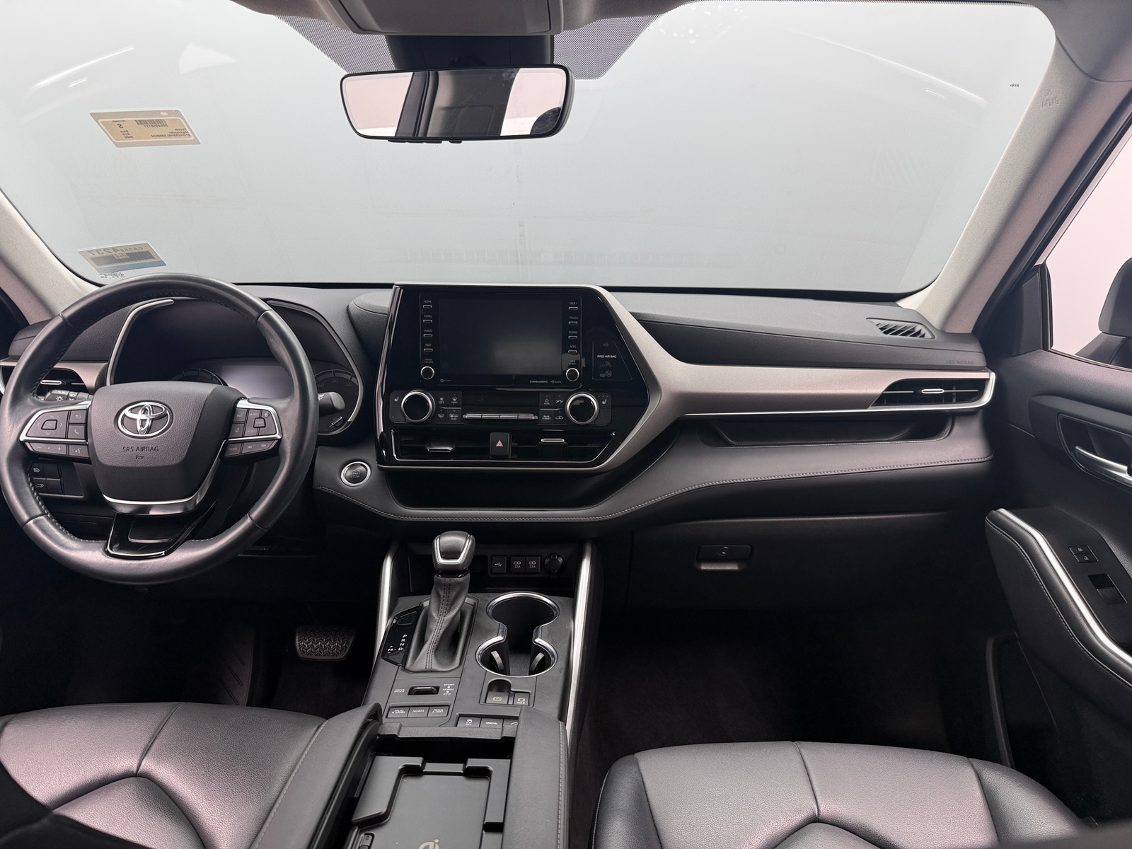 Thumbnail: 2020 Toyota Highlander - 2