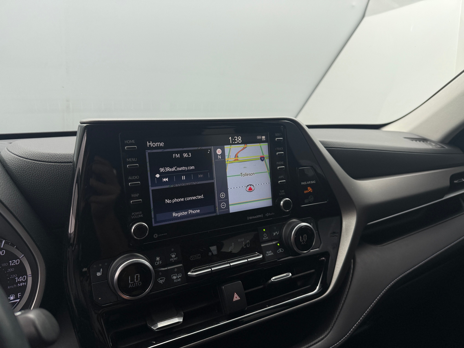 Thumbnail: 2020 Toyota Highlander - 3