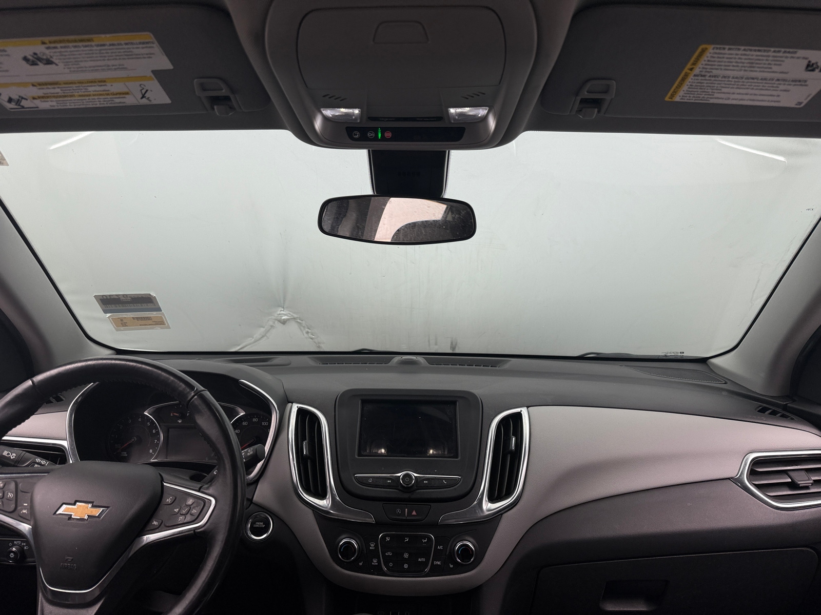 Thumbnail: 2022 Chevrolet Equinox - 3
