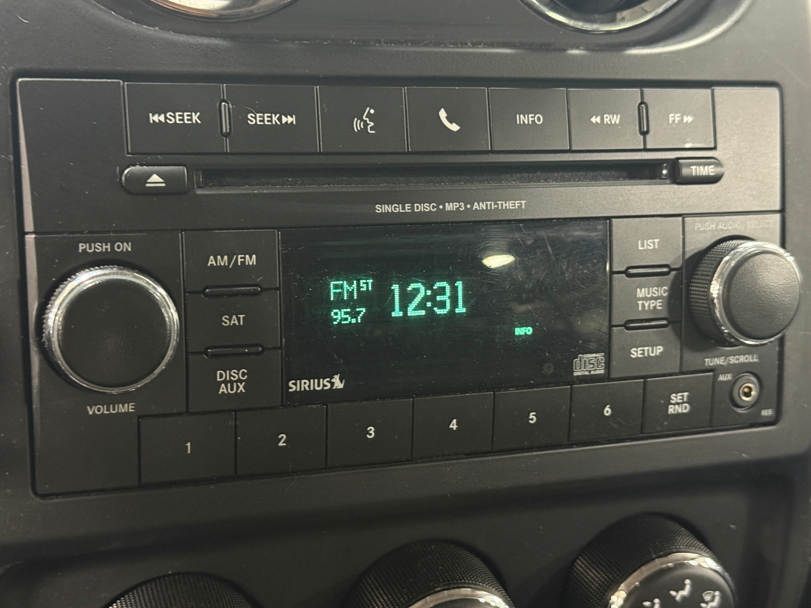 Thumbnail: 2016 Jeep Patriot - 4