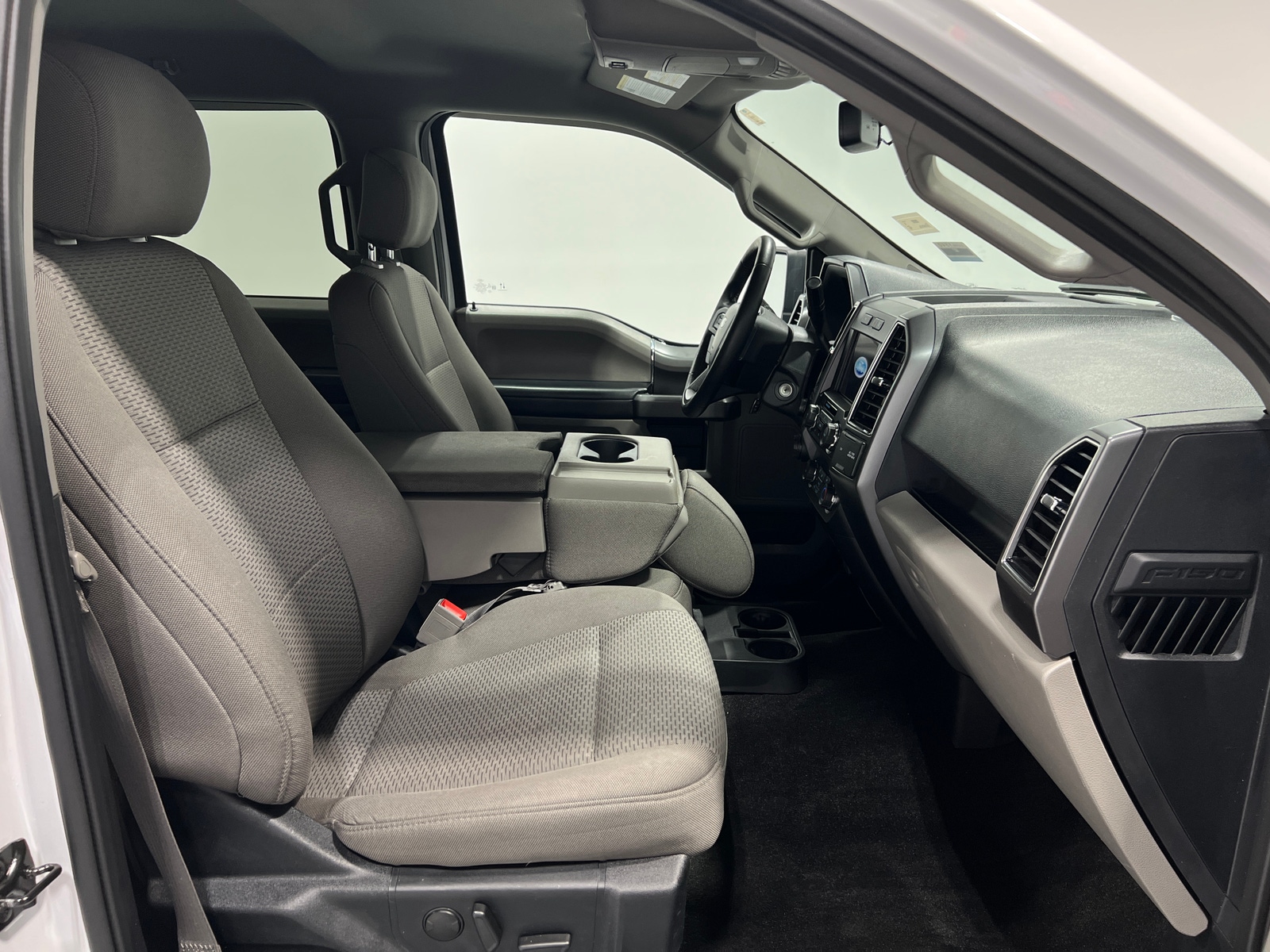 Thumbnail: 2019 Ford Econoline - 2