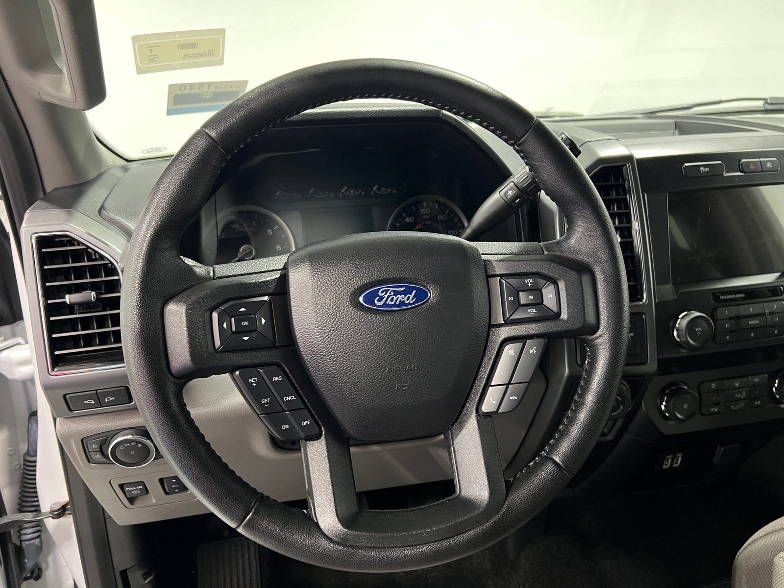 Thumbnail: 2019 Ford Econoline - 5