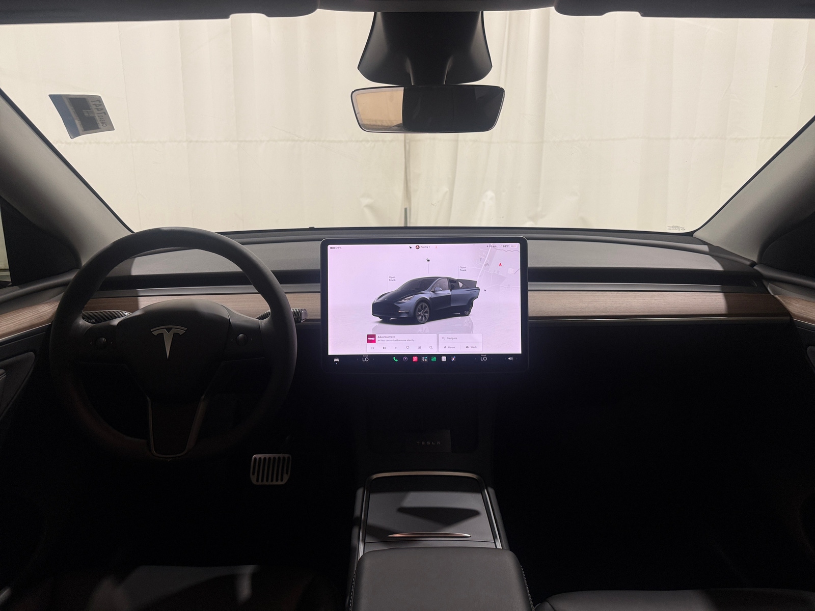 Thumbnail: 2025 Tesla Model Y - 2