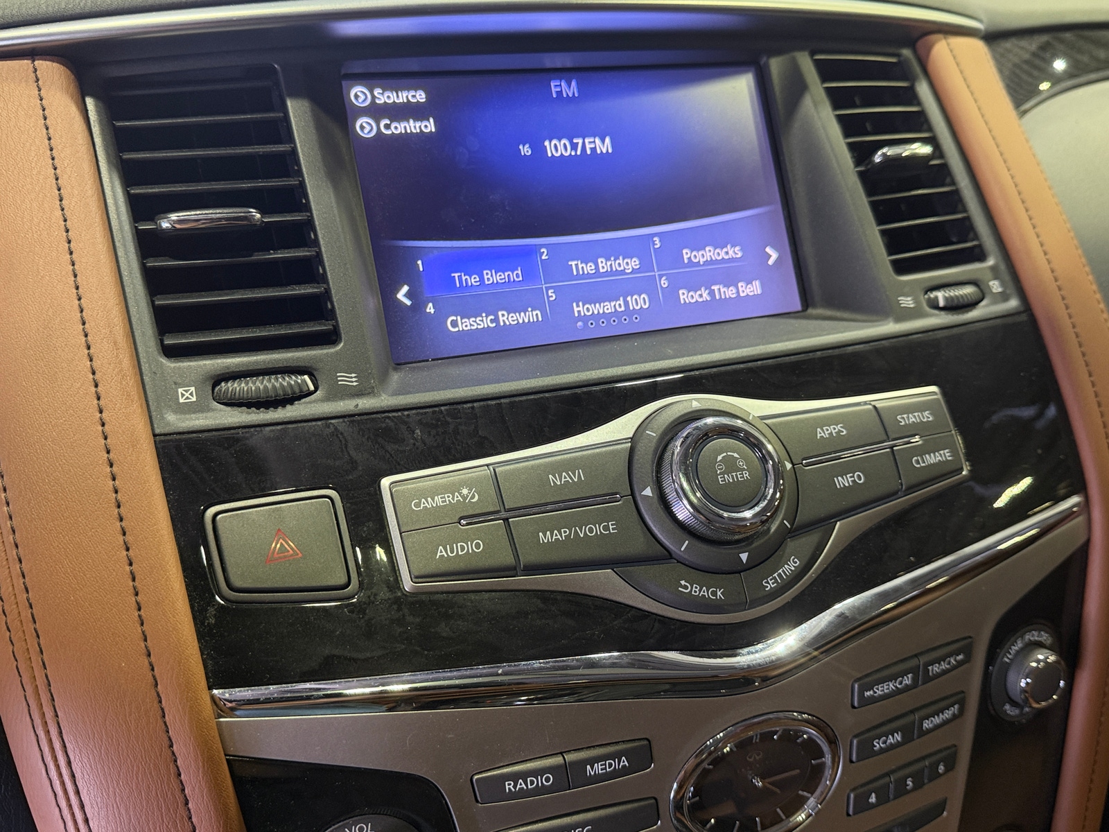 Thumbnail: 2018 INFINITI QX80 - 3