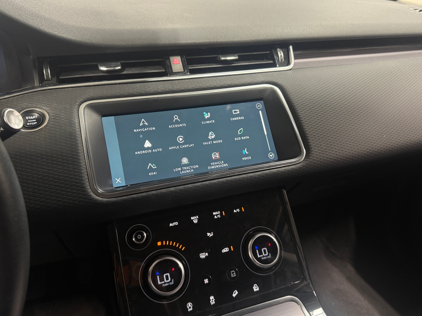 Thumbnail: 2023 Land Rover Range Rover Evoque - 3