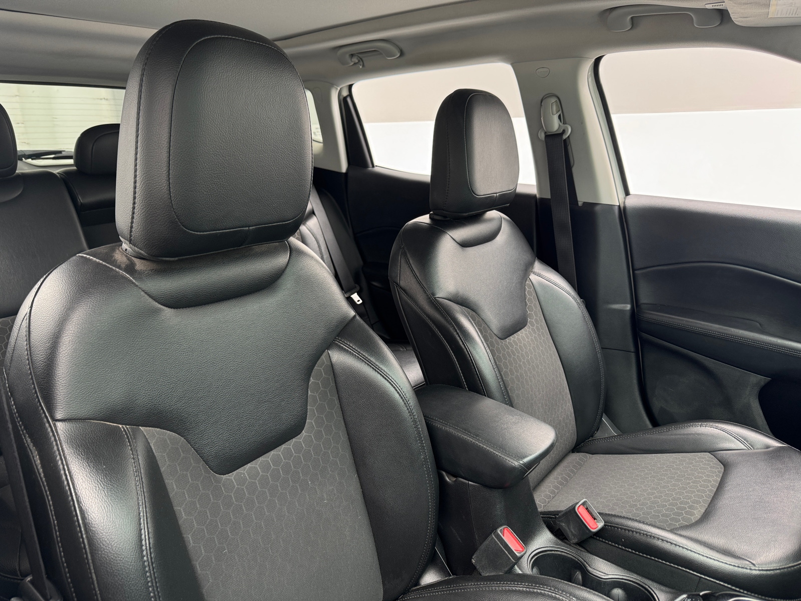 Thumbnail: 2018 Jeep Compass - 2