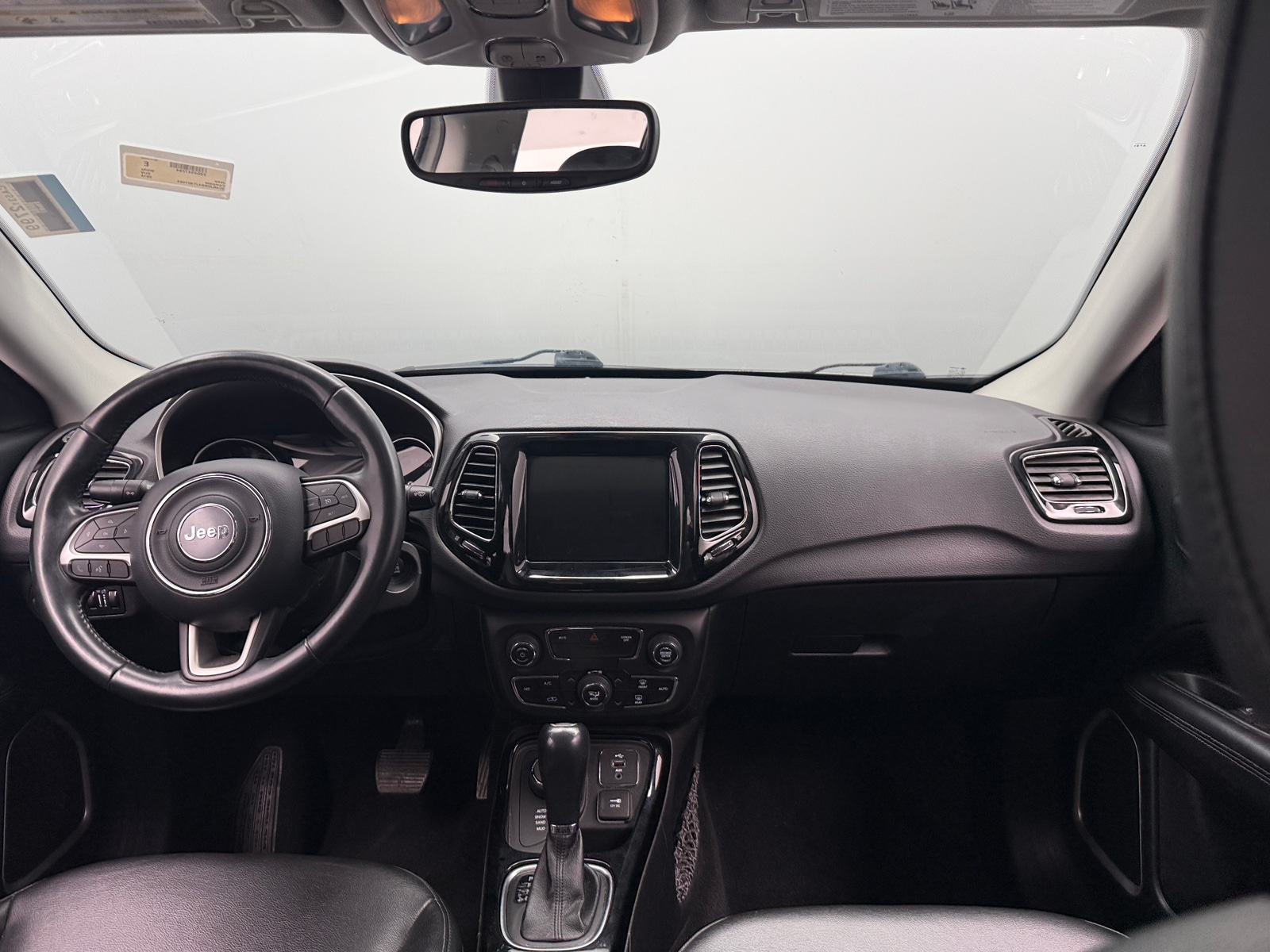 Thumbnail: 2018 Jeep Compass - 3