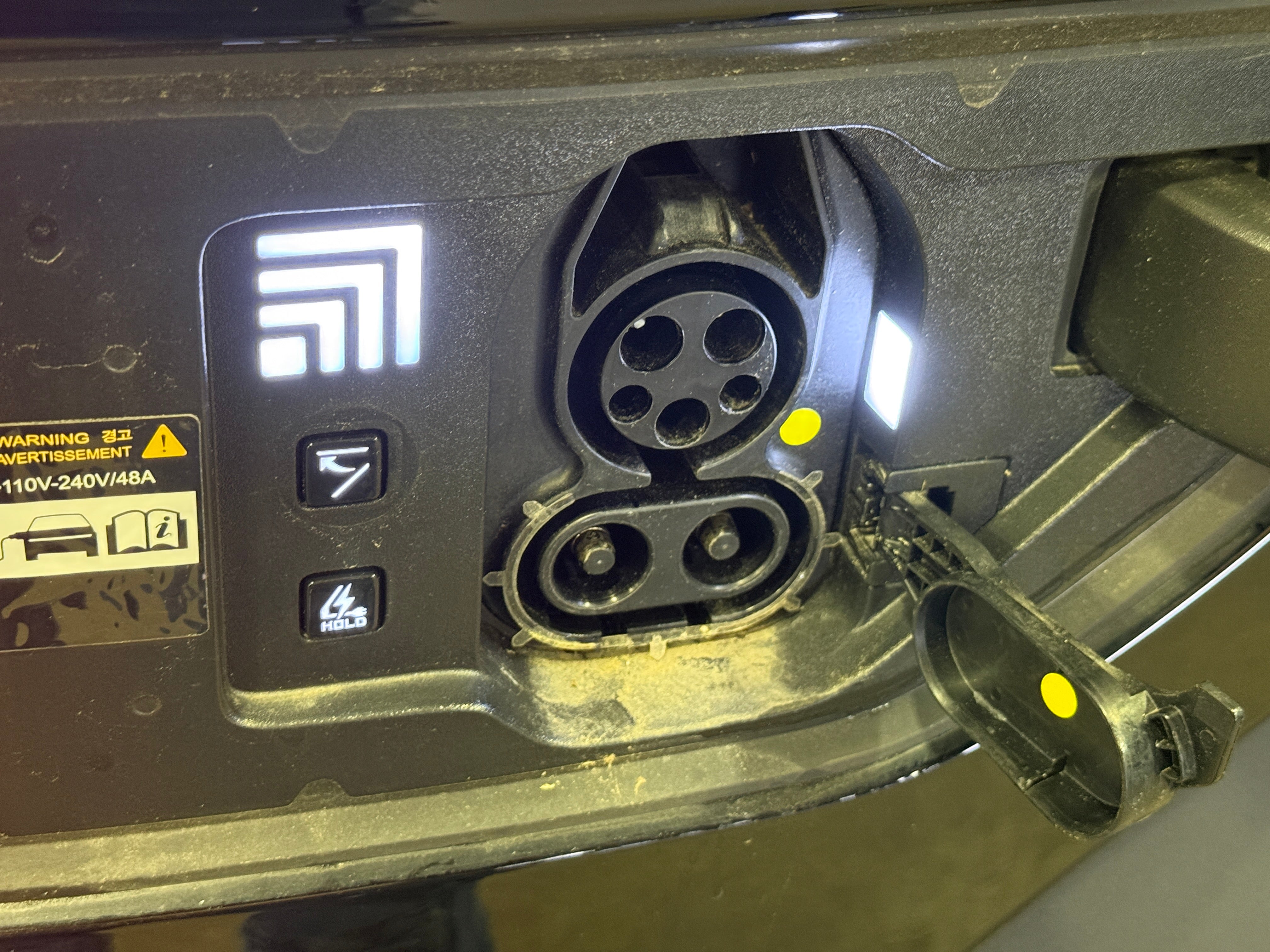 Used 2024 Kia EV9 Light L/R with VIN KNDAB5S17R6022007 for sale in Oak Creek, WI