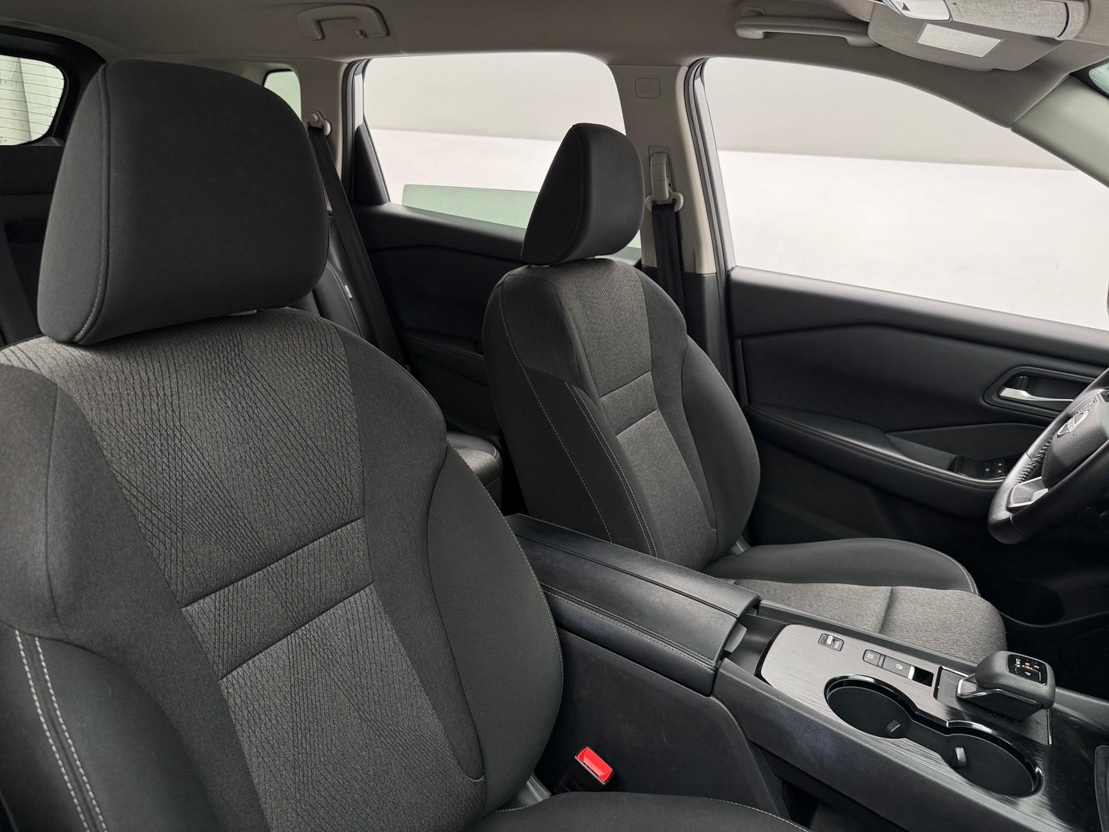 Thumbnail: 2025 Nissan Rogue - 2