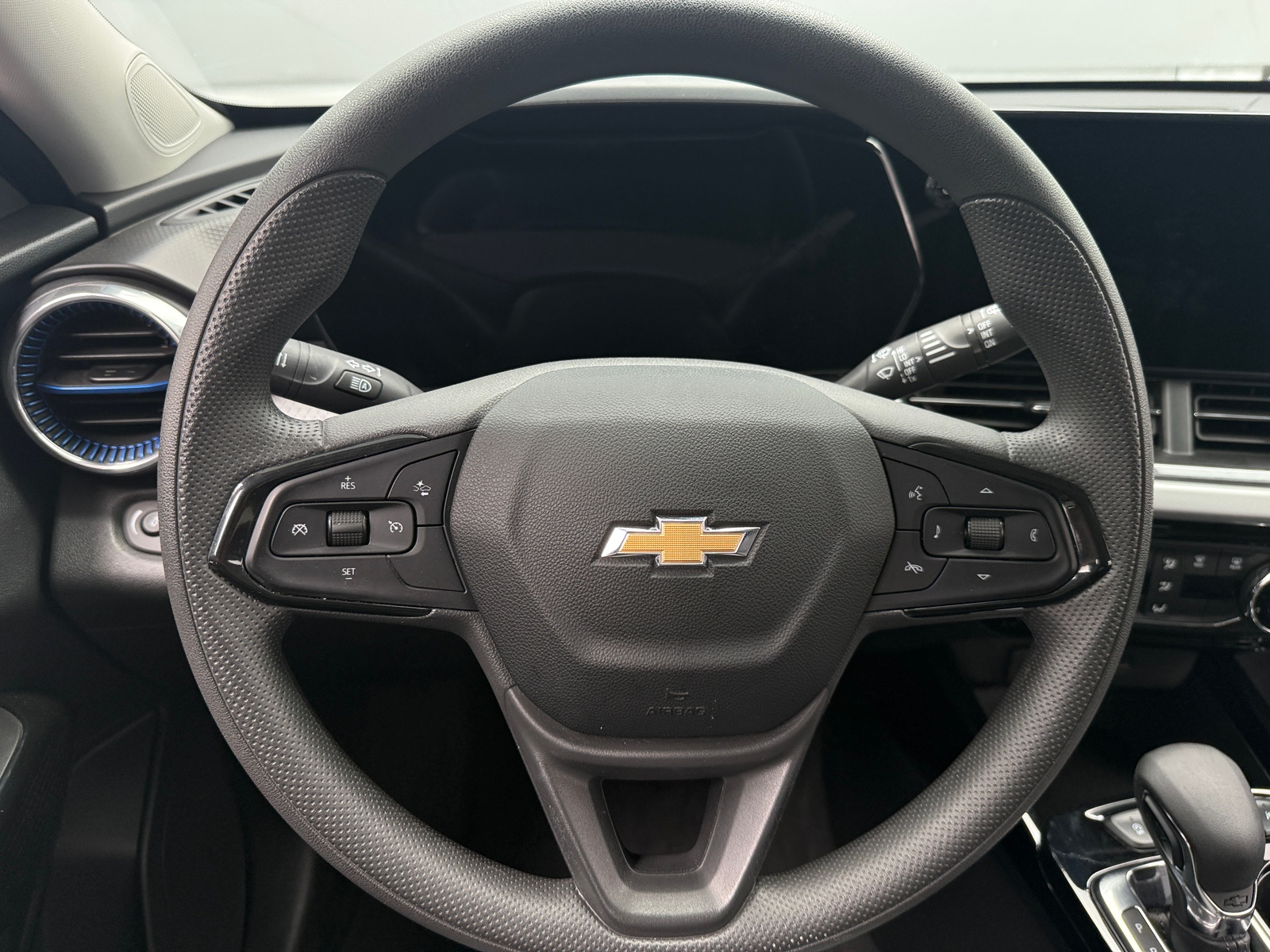 Thumbnail: 2025 Chevrolet Trax - 5