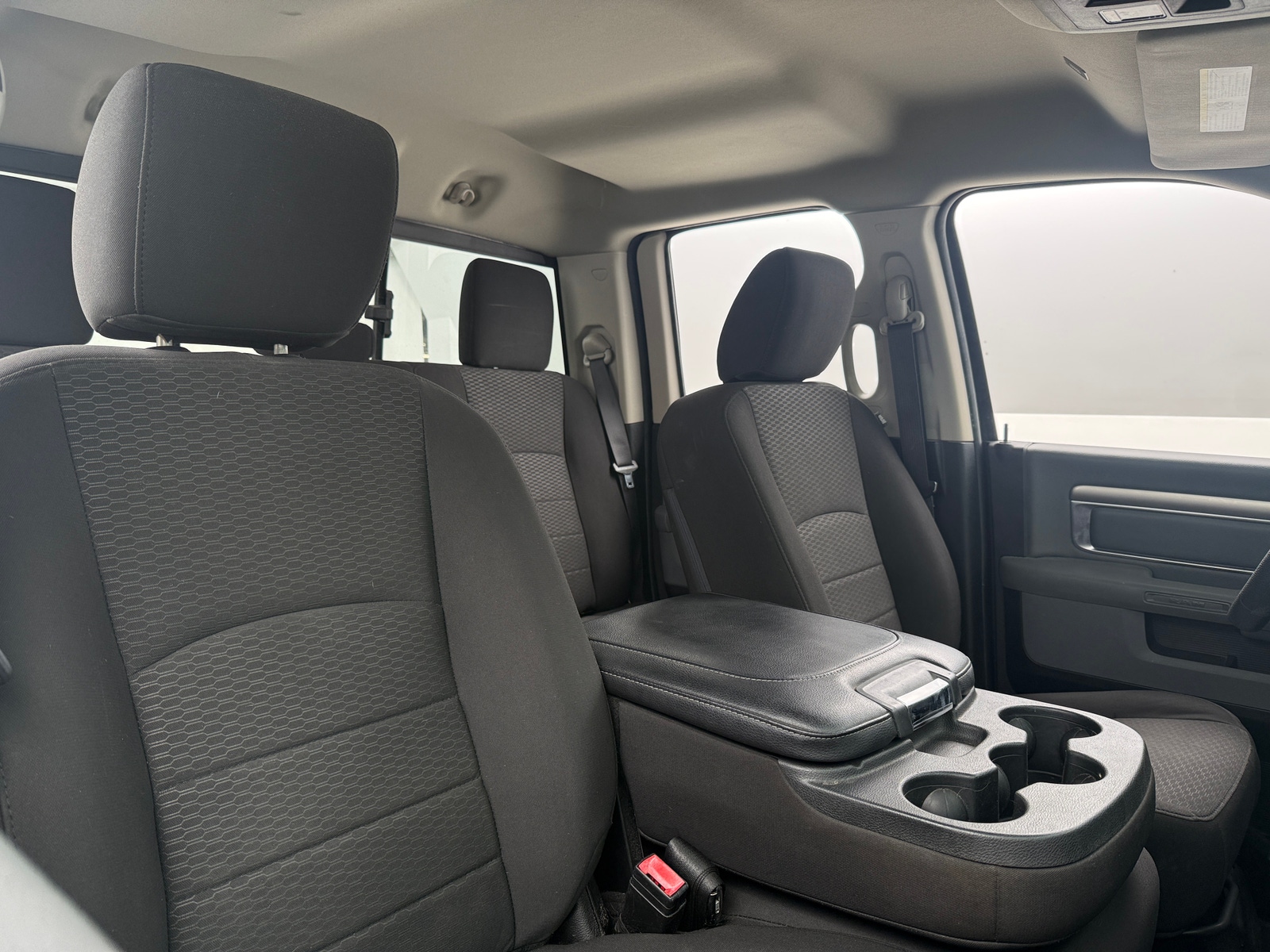 Thumbnail: 2020 RAM 1500 Classic - 2
