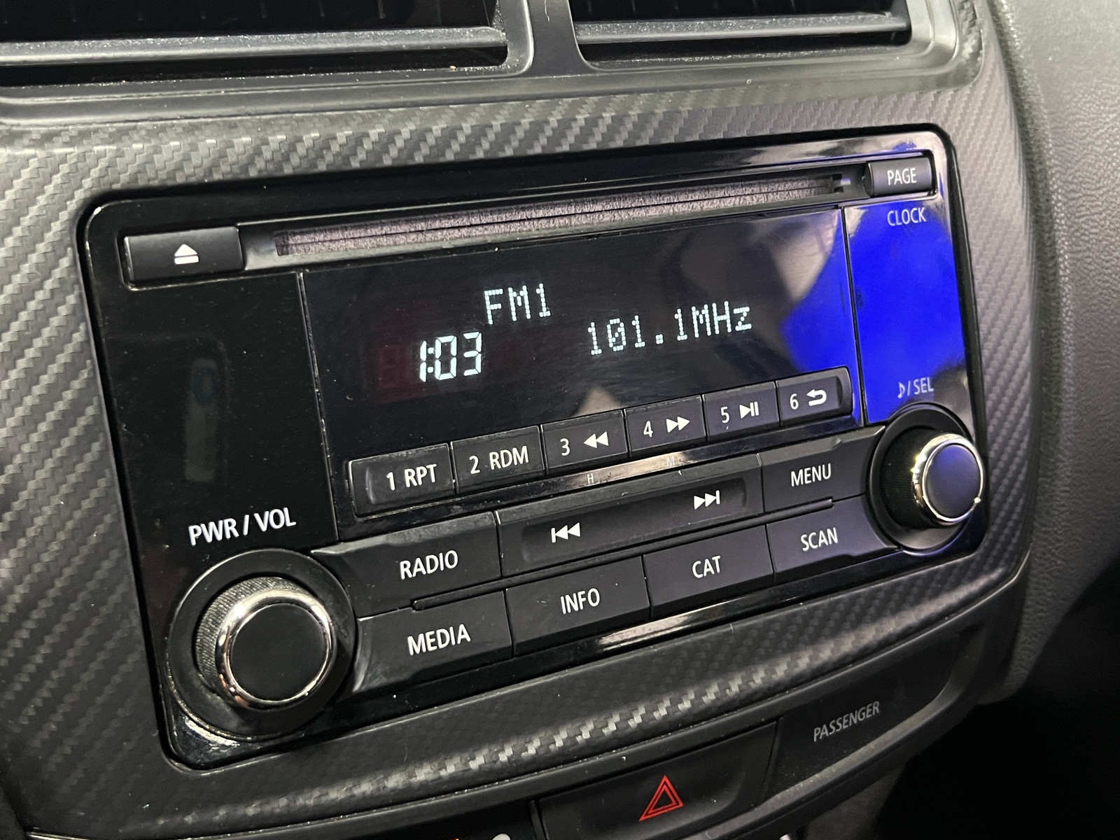 Thumbnail: 2017 Mitsubishi Outlander Sport - 4