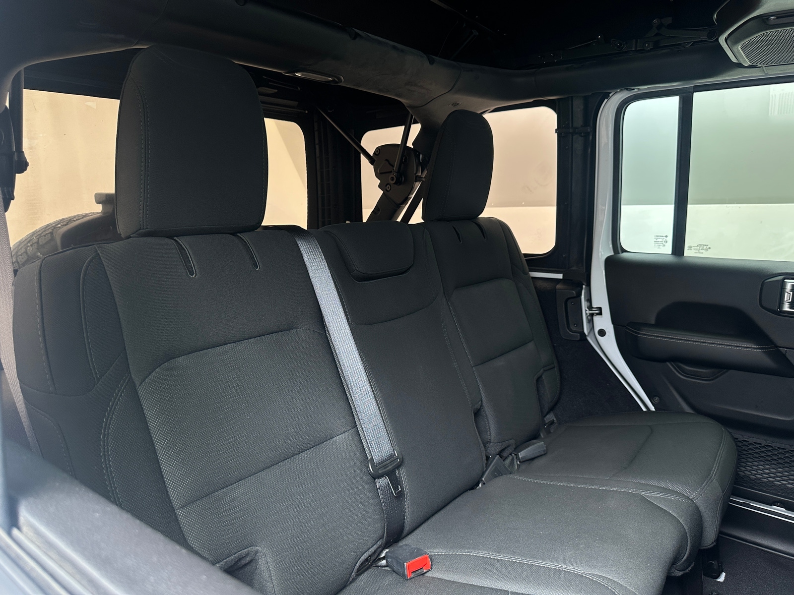 Thumbnail: 2020 Jeep Wrangler - 6