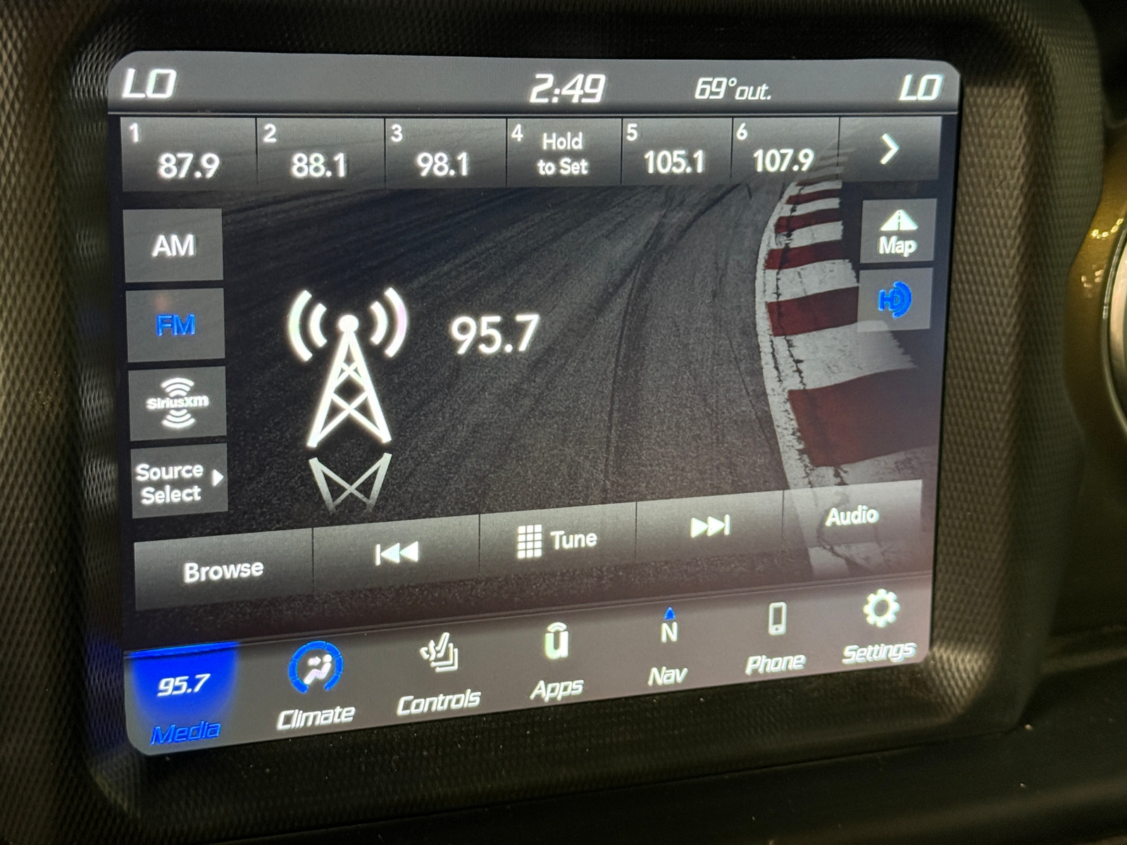 Thumbnail: 2020 Jeep Wrangler - 4