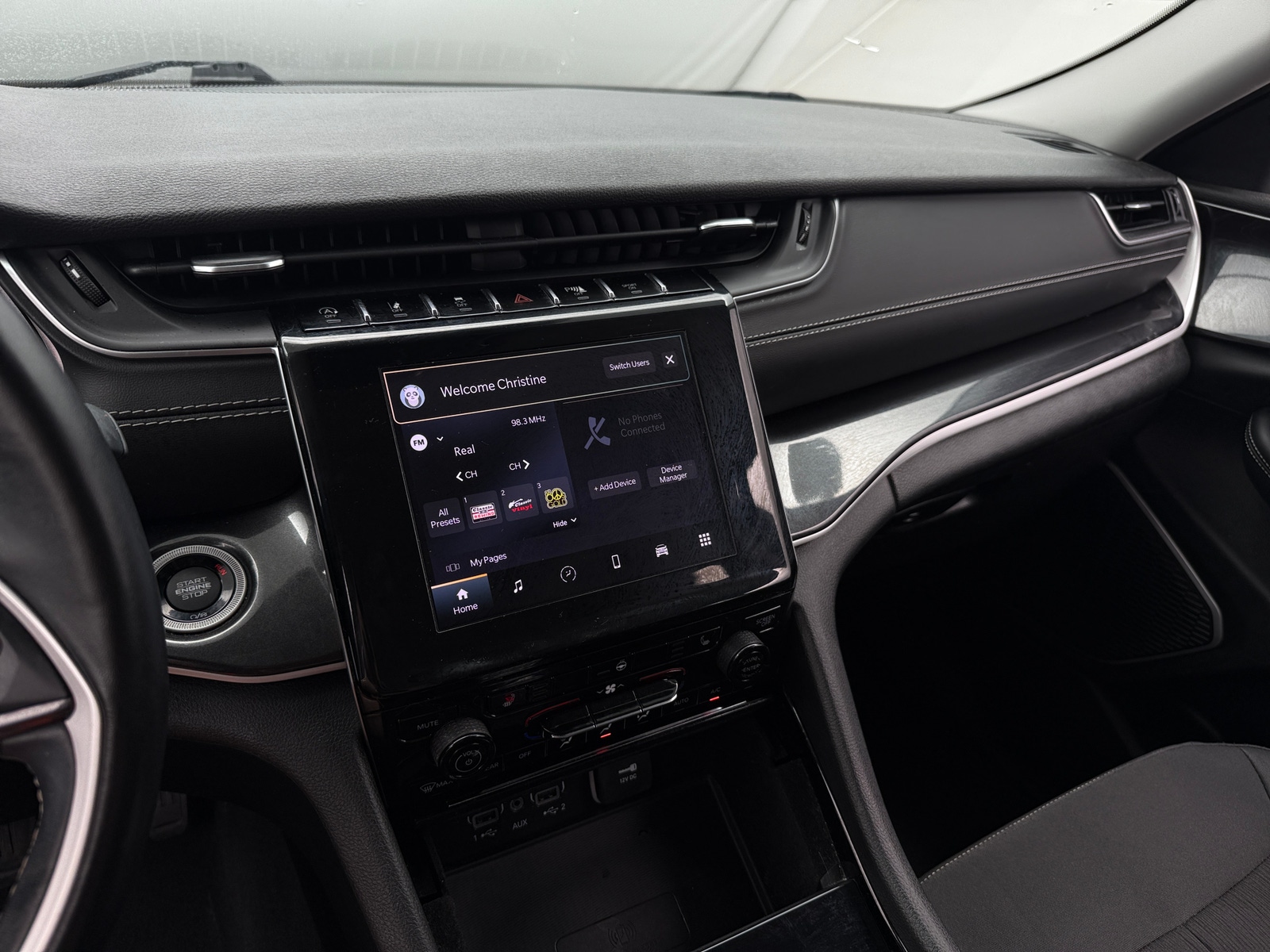 Thumbnail: 2022 Jeep Grand Cherokee L - 4