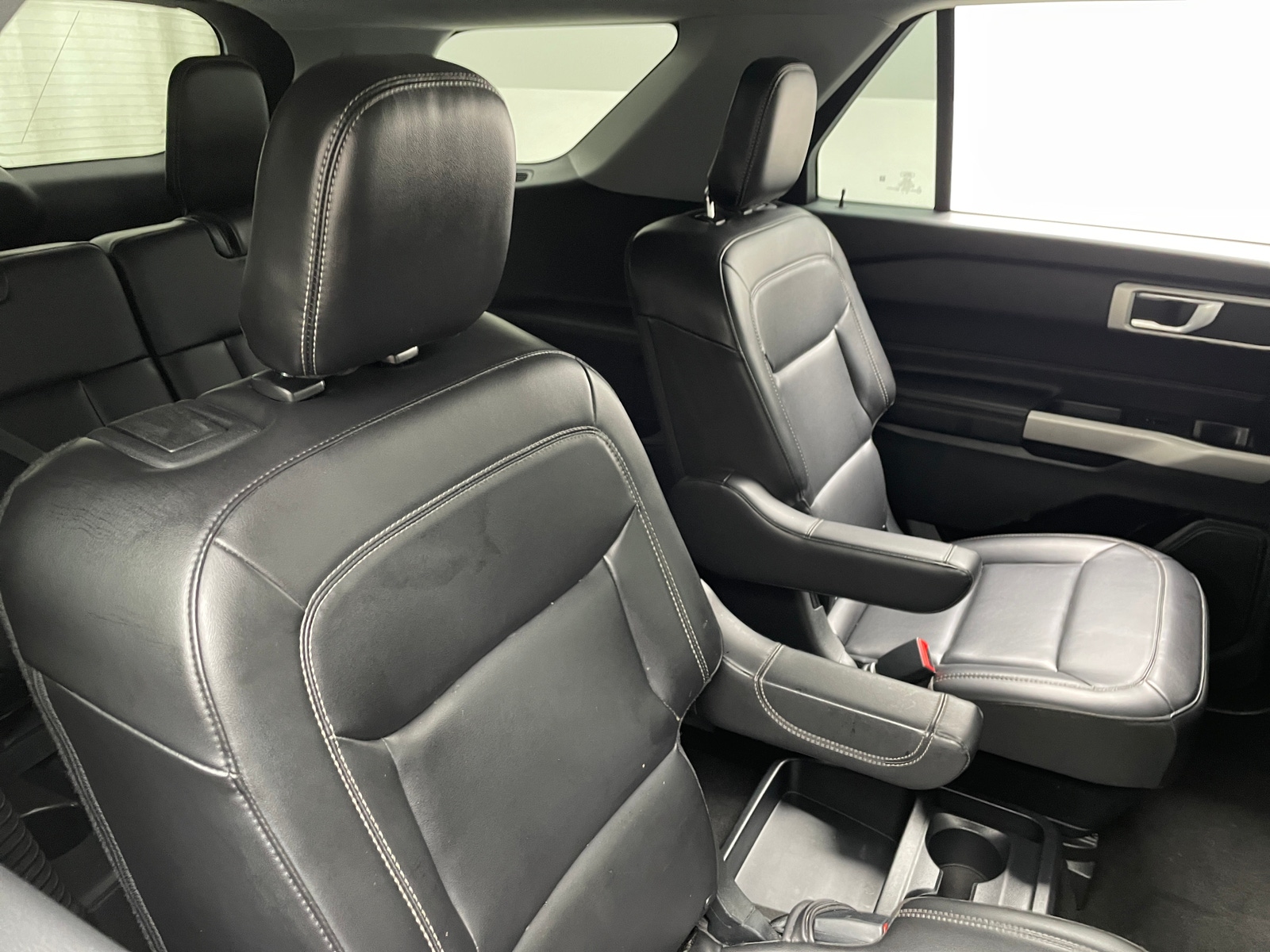 Thumbnail: 2021 Ford Explorer - 5