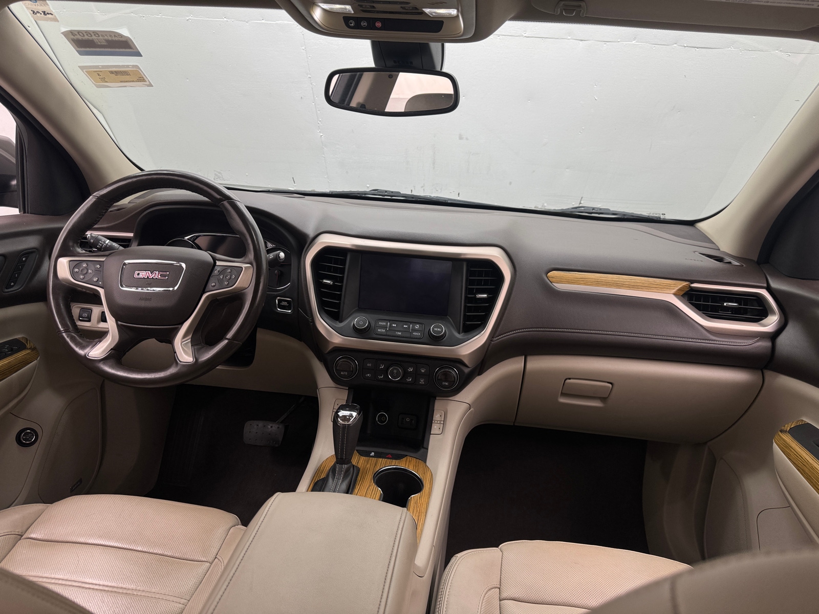 Thumbnail: 2017 GMC Acadia - 2