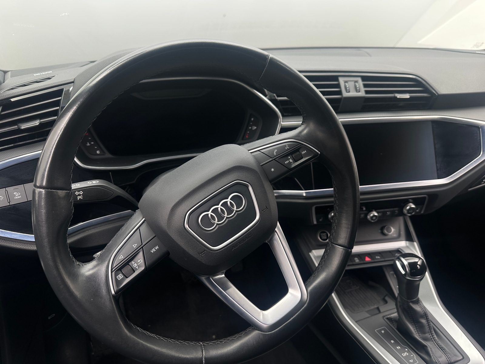 Thumbnail: 2021 Audi Q3 - 4