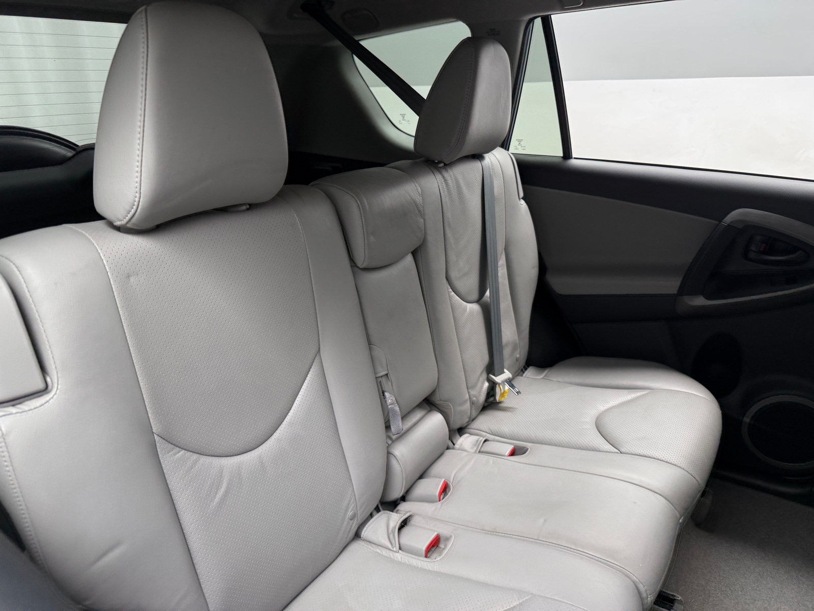 Thumbnail: 2012 Toyota RAV4 - 6