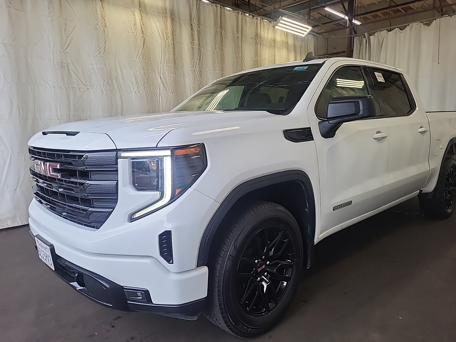 2023 GMC Sierra 1500 2WD Crew Cab 147" Elevation