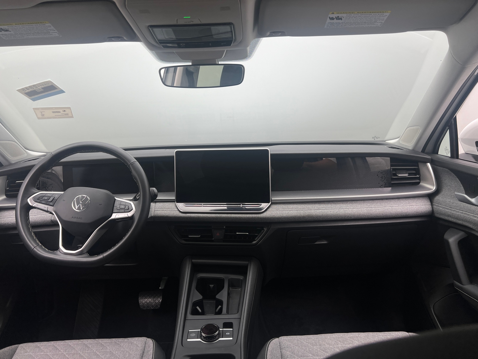 Thumbnail: 2025 Volkswagen Tiguan - 3