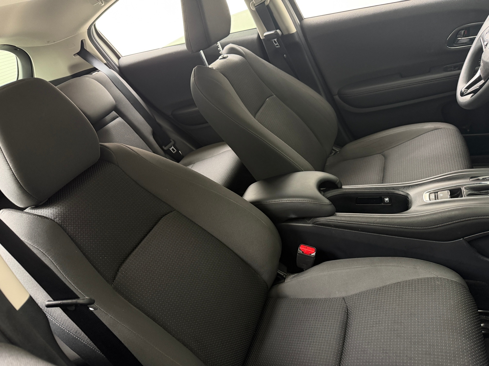 Thumbnail: 2020 Honda HR-V - 2