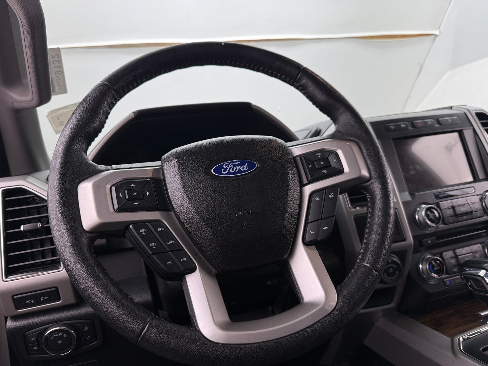 Thumbnail: 2018 Ford Econoline - 4