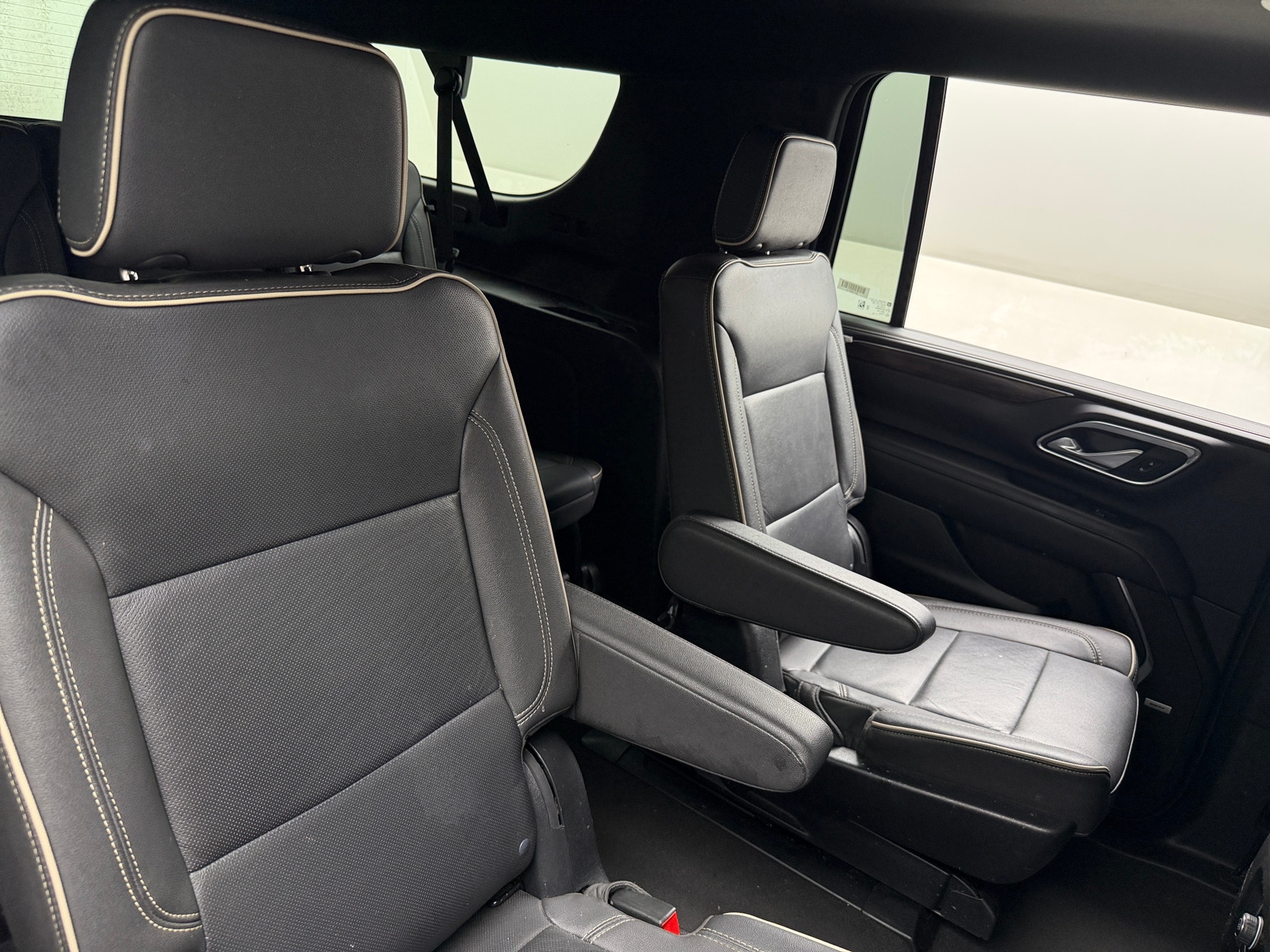 Thumbnail: 2023 Chevrolet Suburban - 5