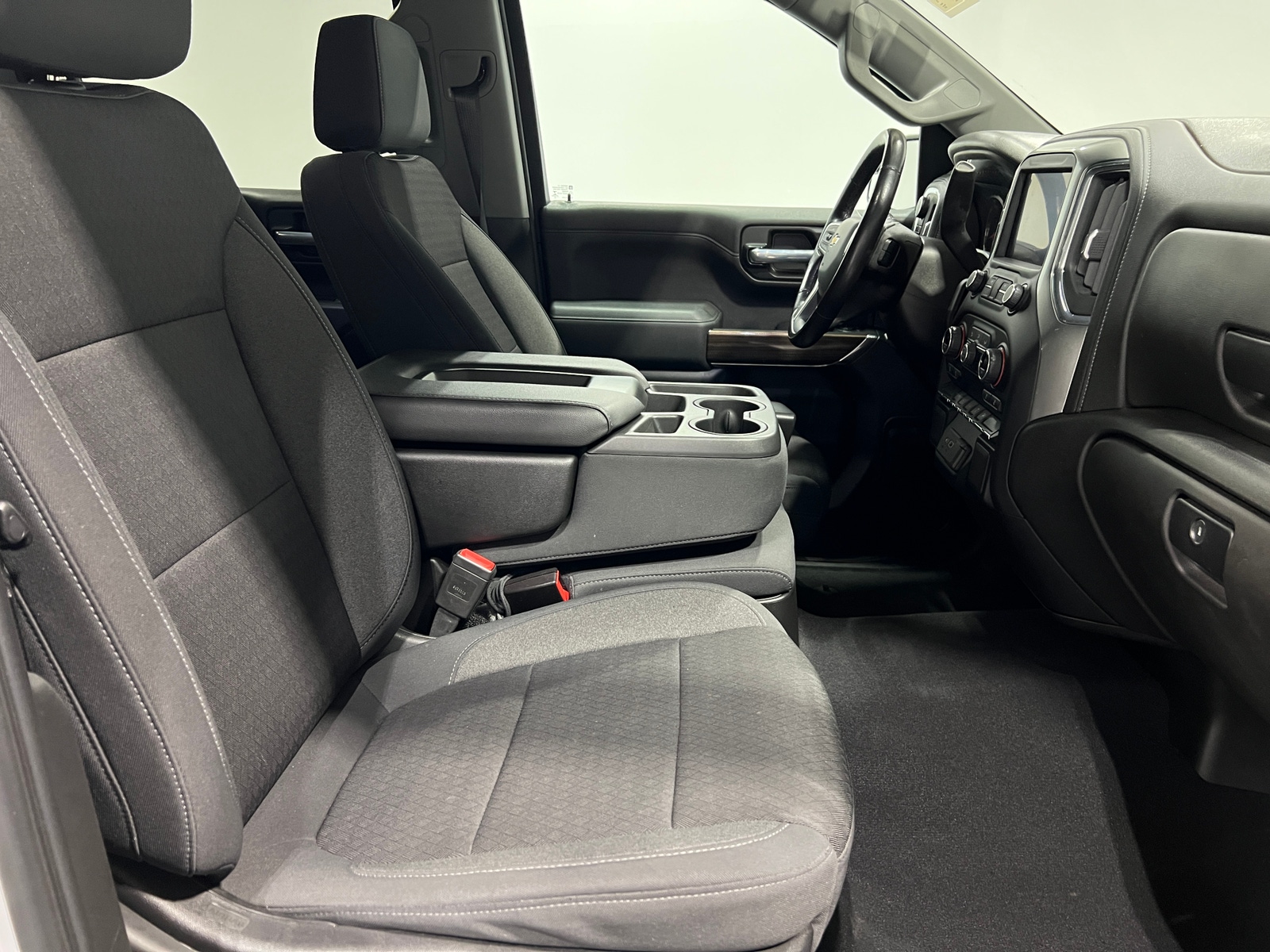 Thumbnail: 2021 Chevrolet Silverado 1500 - 2
