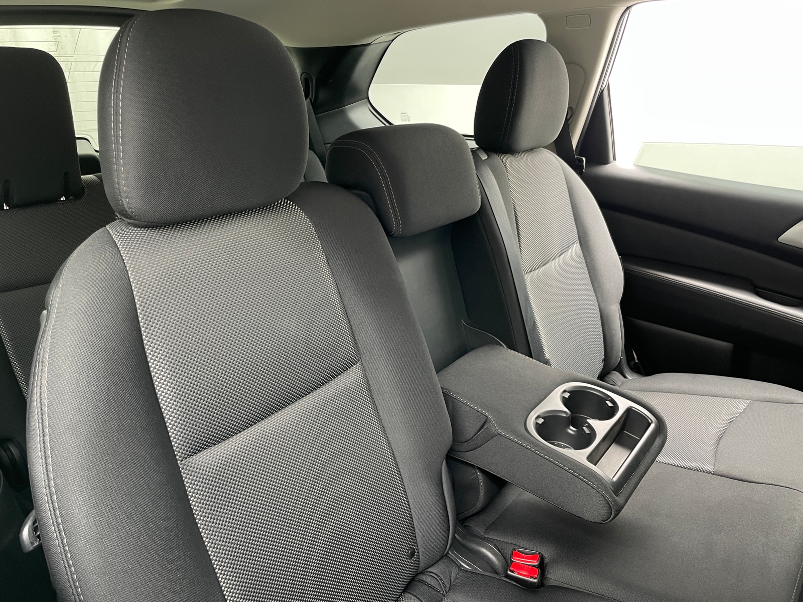Thumbnail: 2019 Nissan Pathfinder - 6