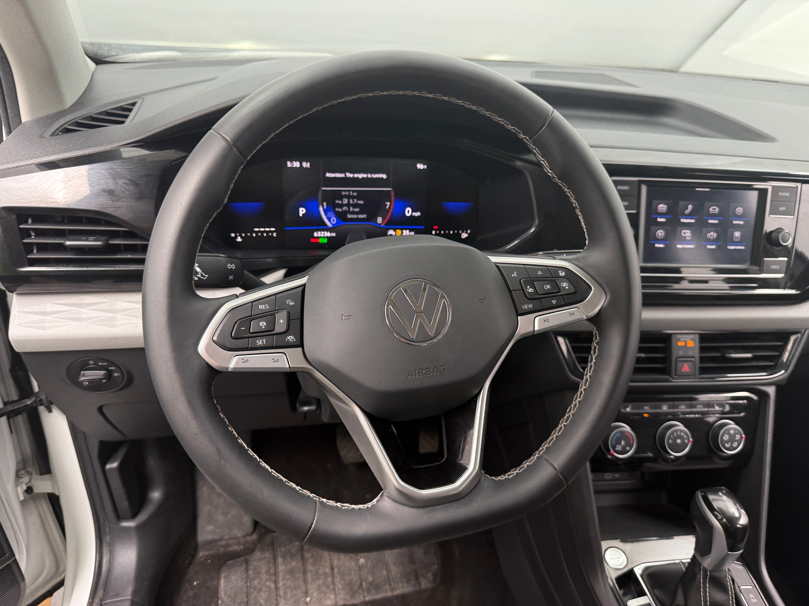Thumbnail: 2023 Volkswagen Taos - 5