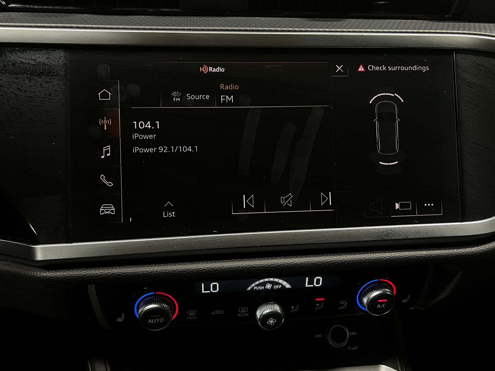 Thumbnail: 2025 Audi Q3 - 3