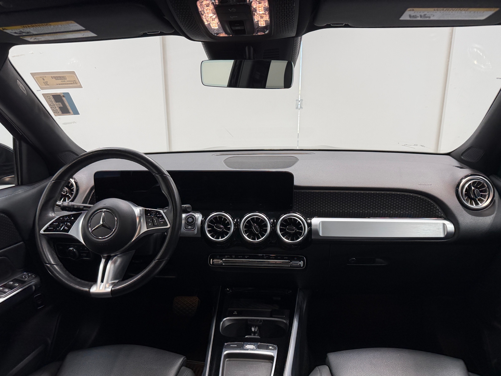 Thumbnail: 2025 Mercedes-Benz GLB - 2