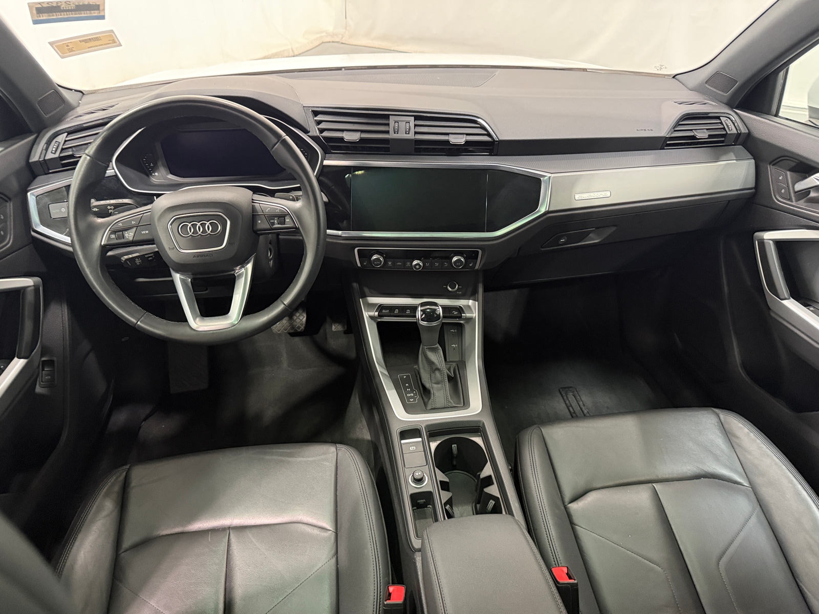 Thumbnail: 2025 Audi Q3 - 2