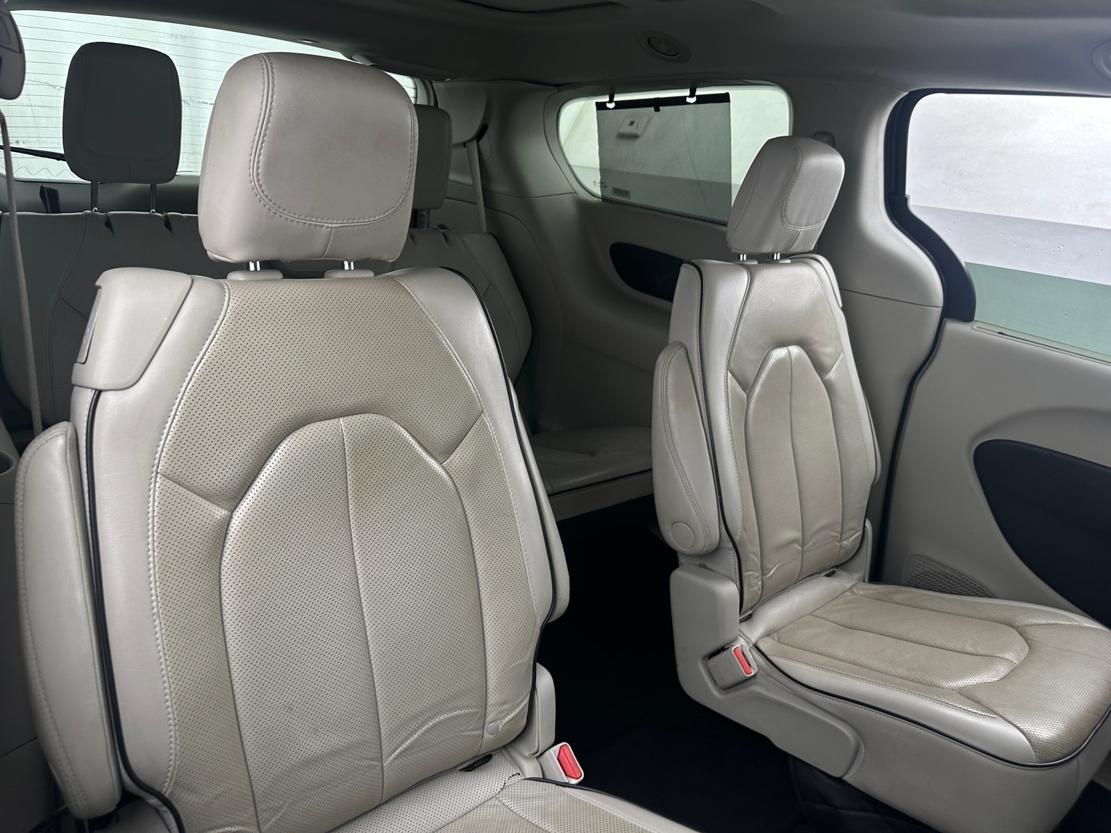 Thumbnail: 2021 Chrysler Pacifica - 5