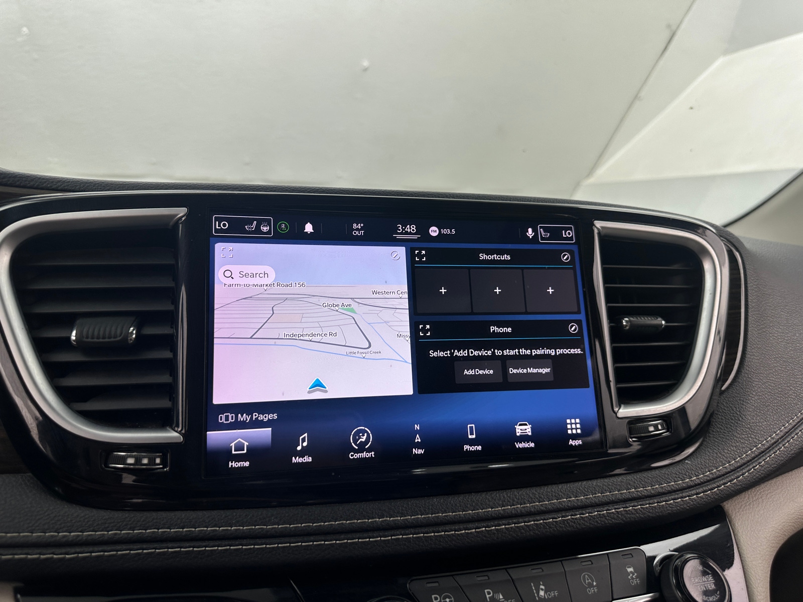 Thumbnail: 2021 Chrysler Pacifica - 3