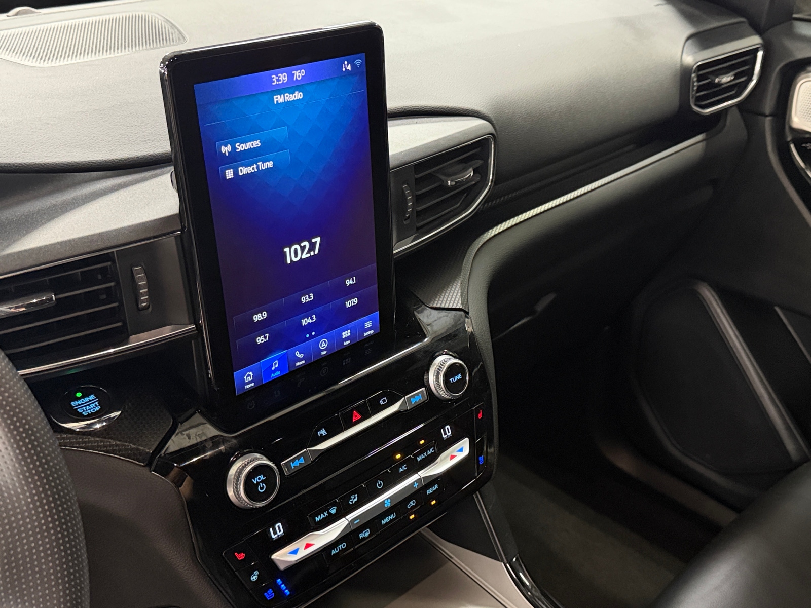 Thumbnail: 2021 Ford Explorer - 3
