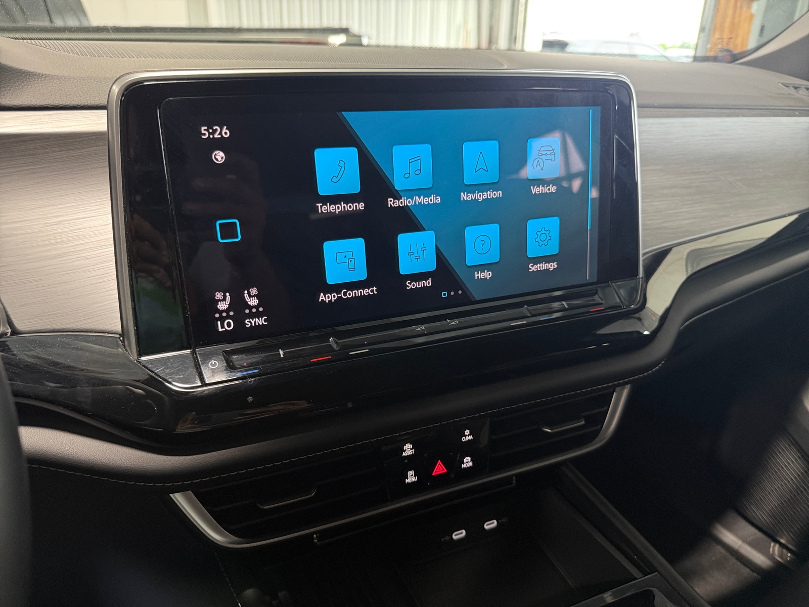 Thumbnail: 2026 Volkswagen Atlas - 3