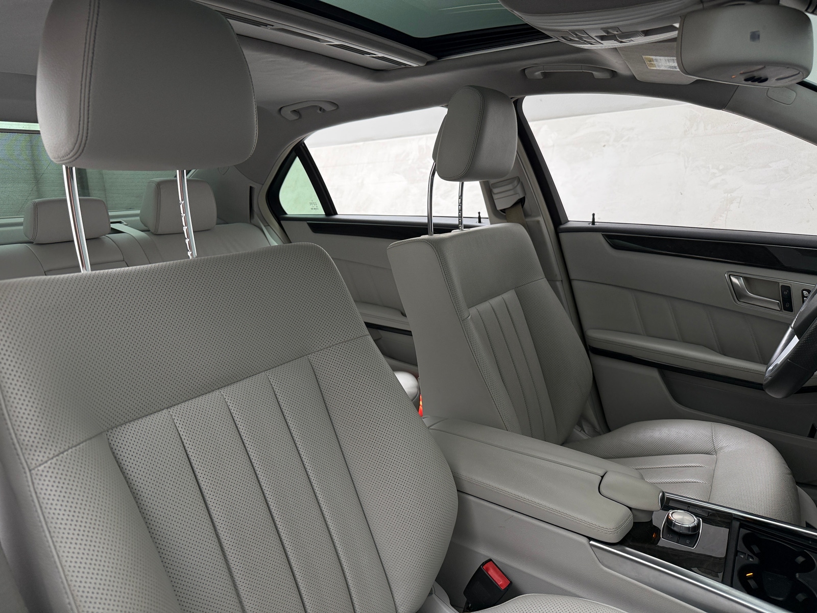 Thumbnail: 2014 Mercedes-Benz E-Class - 2