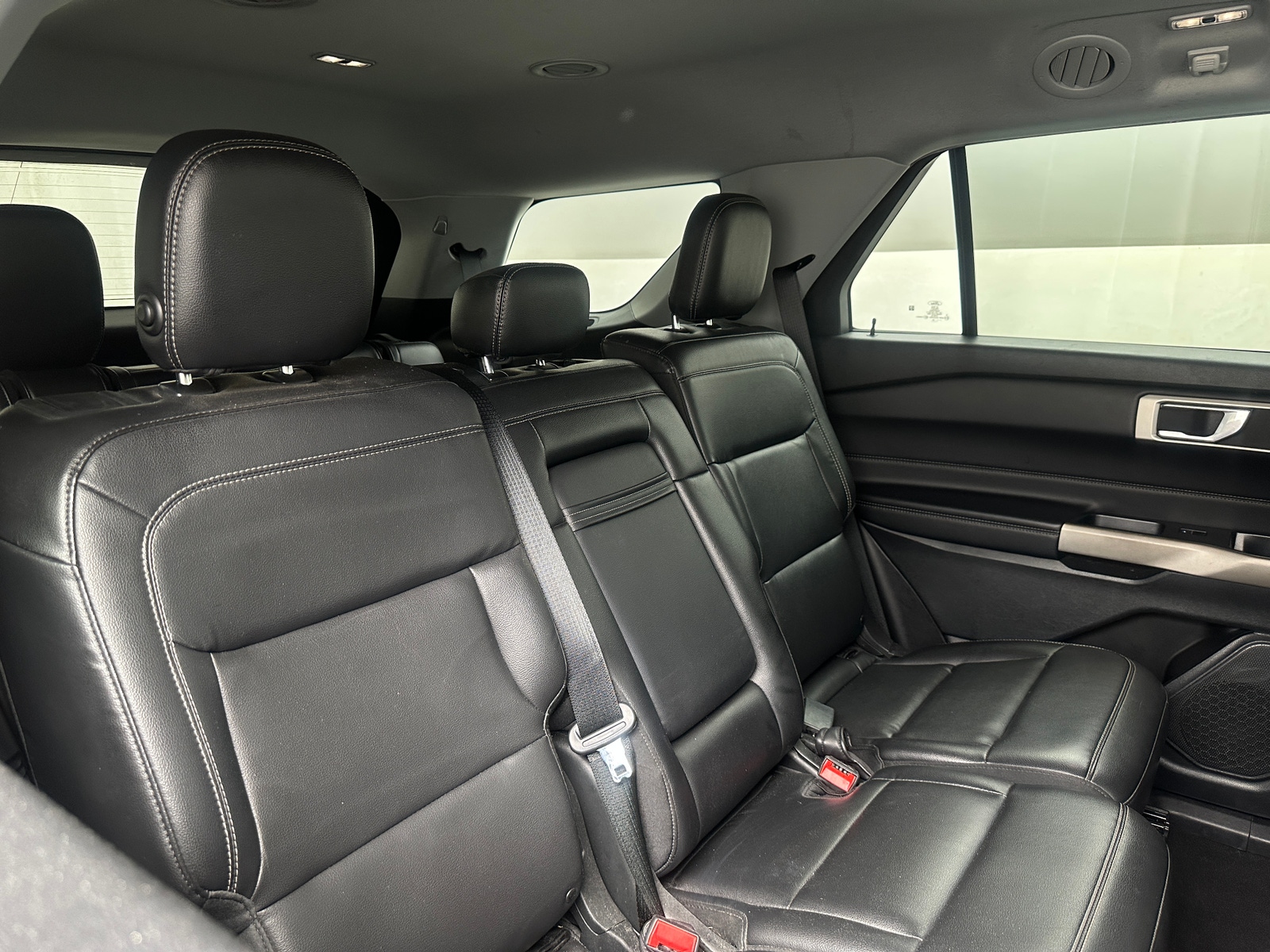Thumbnail: 2020 Ford Explorer - 5