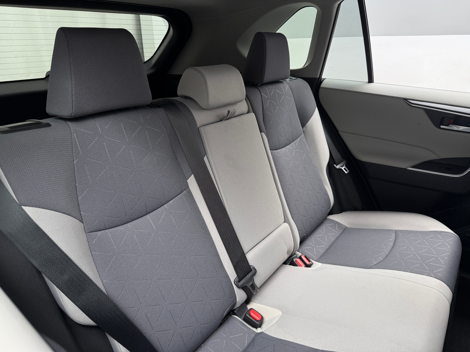 Thumbnail: 2019 Toyota RAV4 - 6