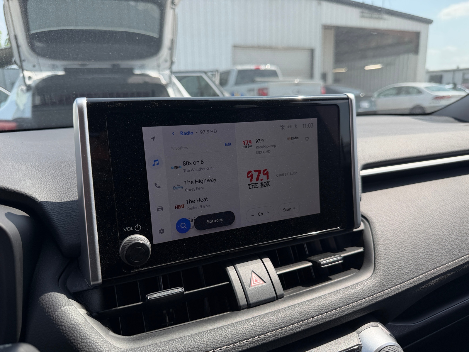 Thumbnail: 2025 Toyota RAV4 - 4