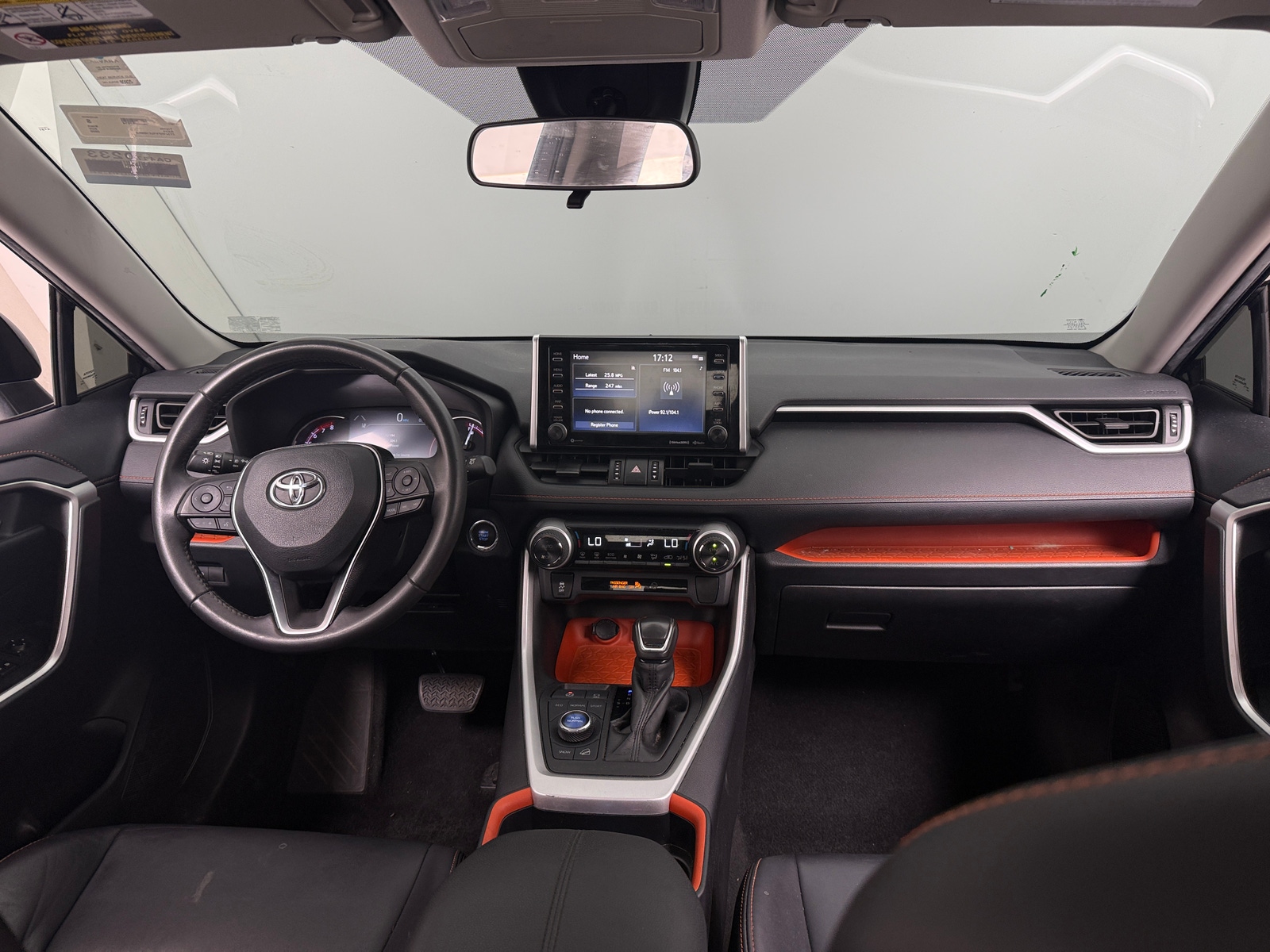 Thumbnail: 2020 Toyota RAV4 - 2