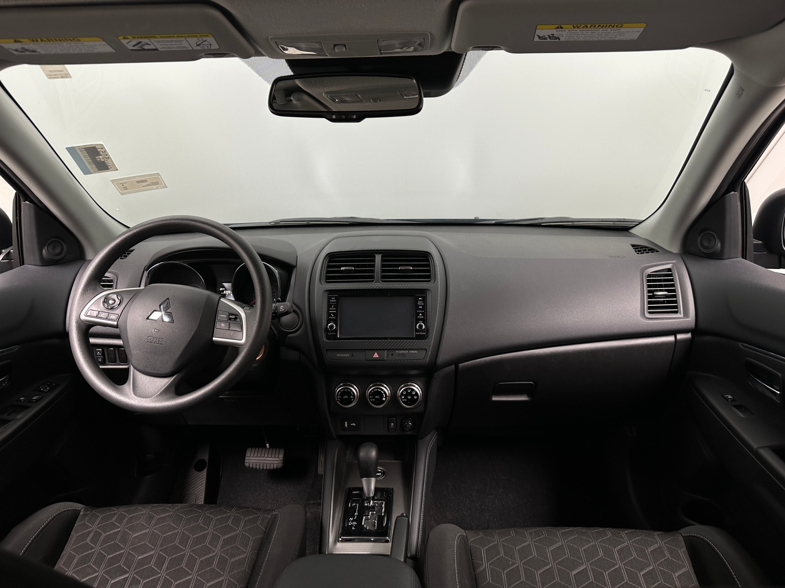 Thumbnail: 2025 Mitsubishi Outlander Sport - 3