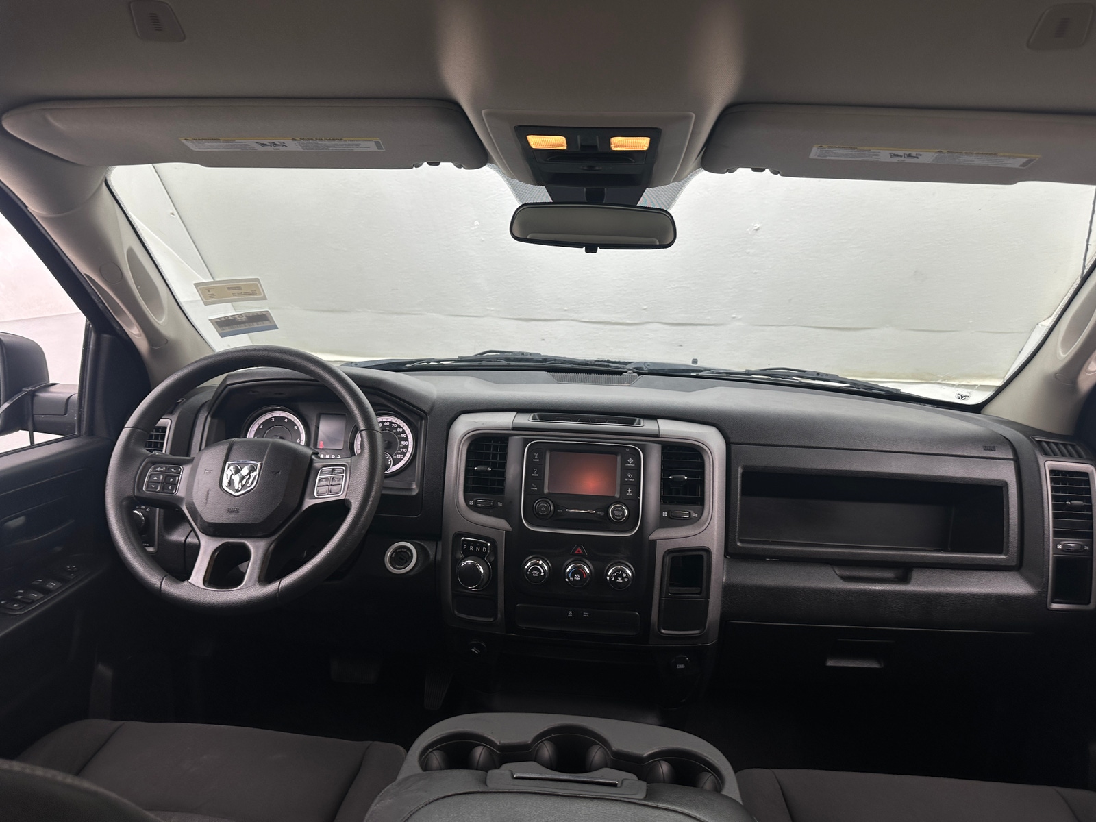 Thumbnail: 2021 RAM 1500 Classic - 3