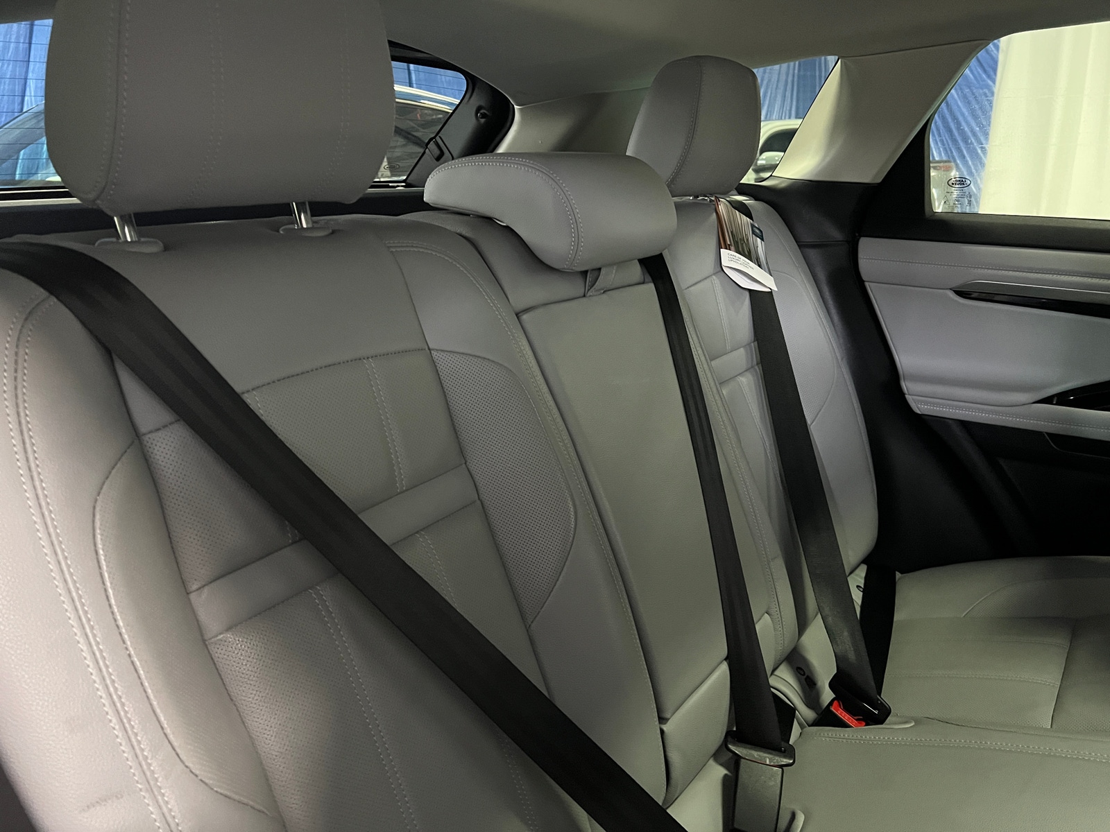 Thumbnail: 2020 Land Rover Range Rover Evoque - 5