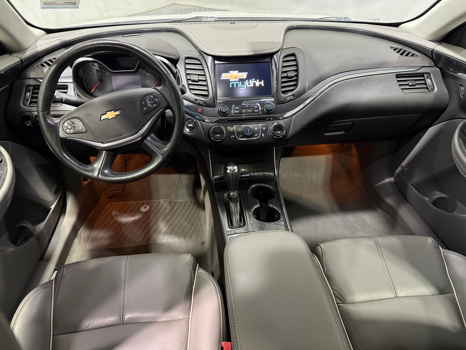 Thumbnail: 2016 Chevrolet Impala - 2